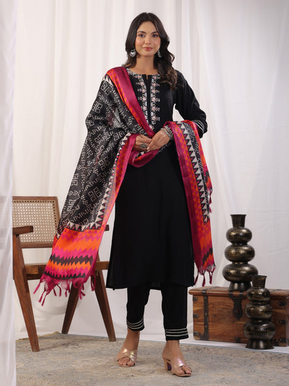 Black Embordered Rayon Kurta Set With Dupatta And Bottom