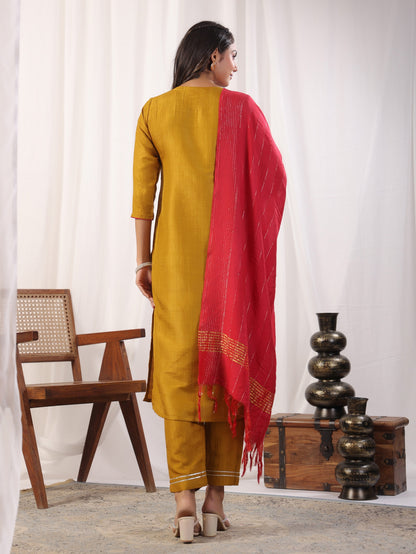 Solid Straight Round Neck Silk Kurta Pant Set With Dupatta